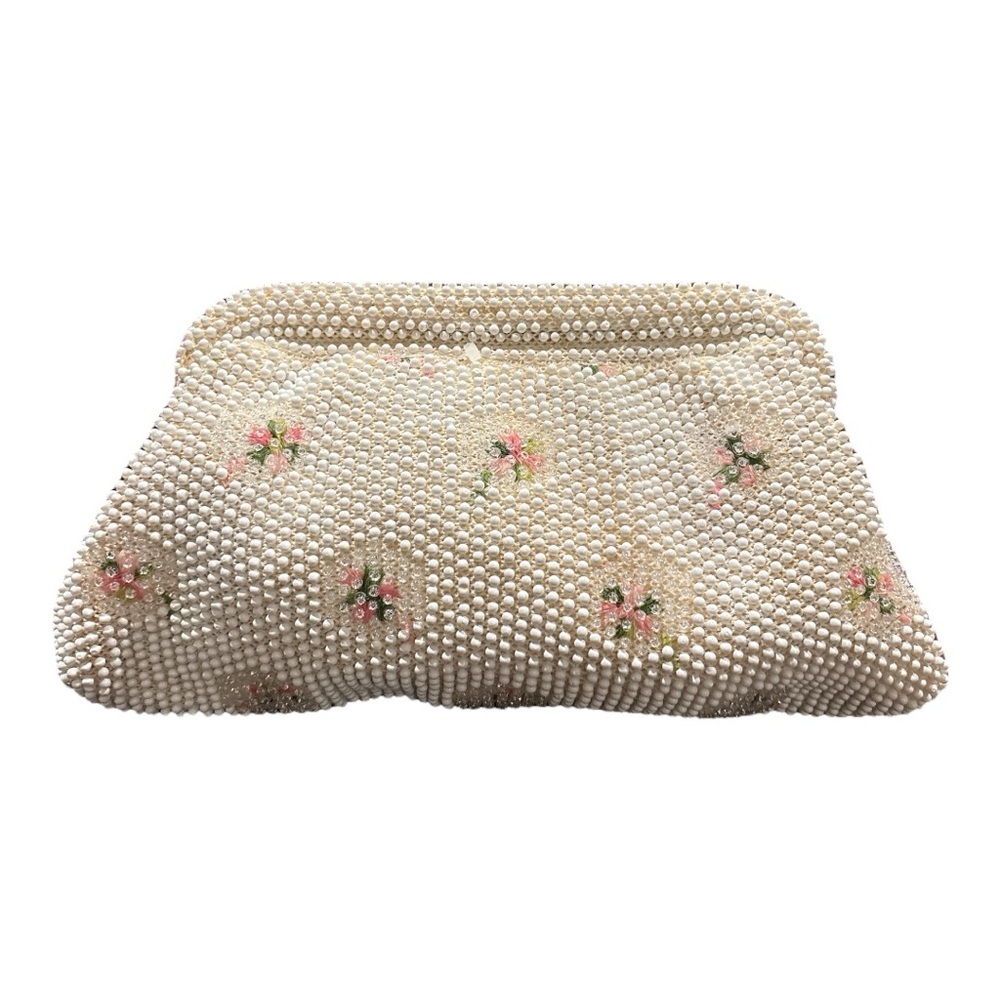 Corde-Bead 1960’s clutch frame purse designed by Lumured Made in the U.S. AR11